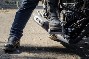 Jak wybrać buty na motocykl